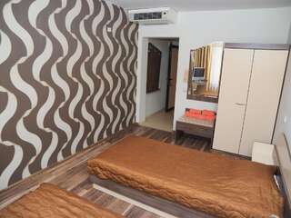 Отель Eos Hotel Видин Двухместный номер с 1 кроватью или 2 отдельными кроватями и собственной ванной комнатой-4